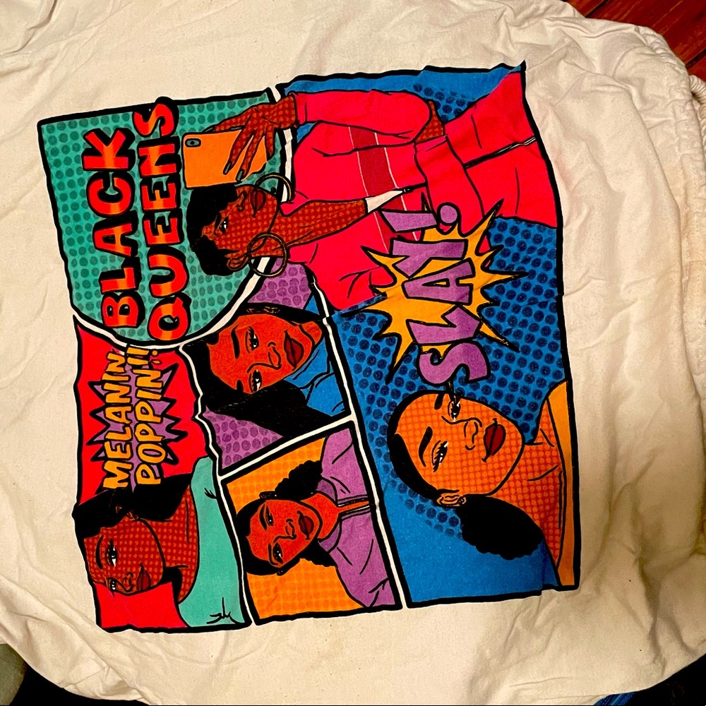 Black Queen teen girls cropped shirt